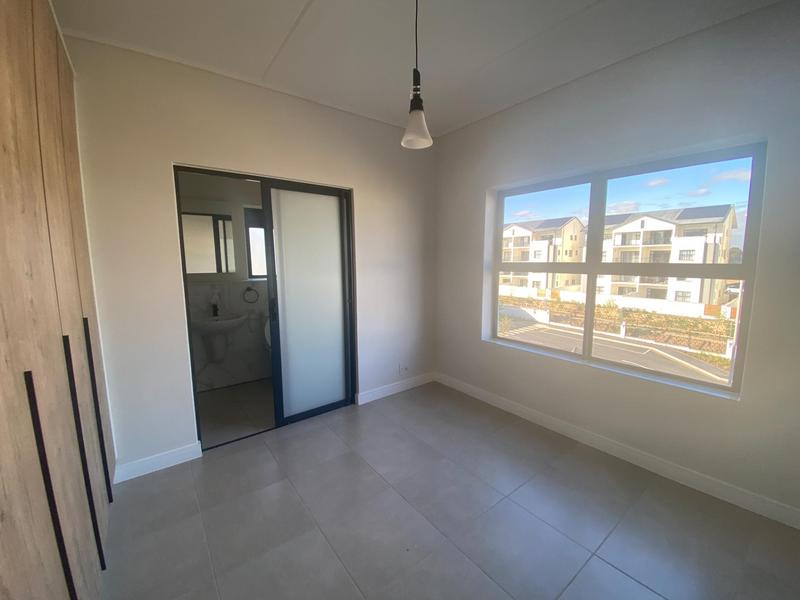 To Let 2 Bedroom Property for Rent in Richwood Western Cape
